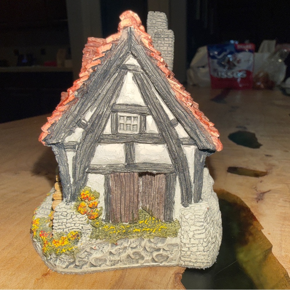 The Bothy, David Winter: Hand-Made and Hand-Painted. 1983